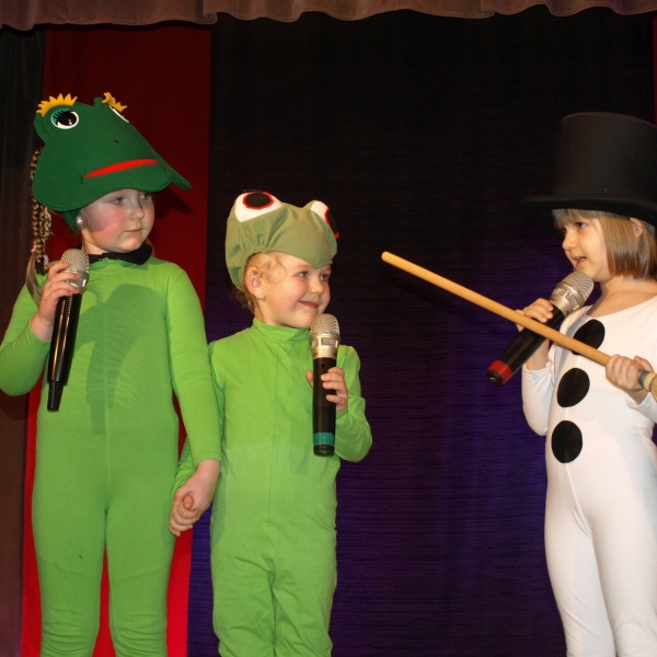 OLYMPUS DIGITAL CAMERA