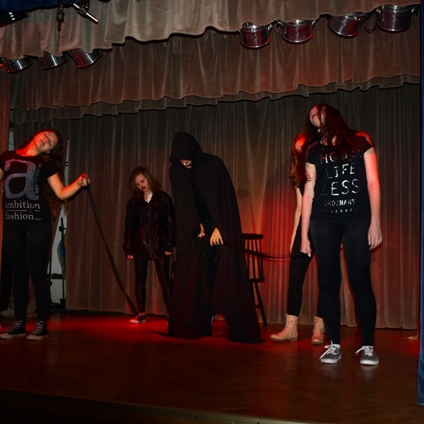 OLYMPUS DIGITAL CAMERA