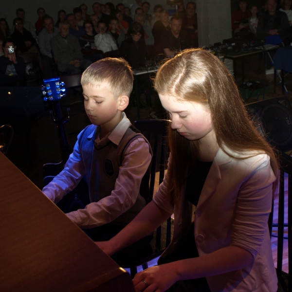 OLYMPUS DIGITAL CAMERA