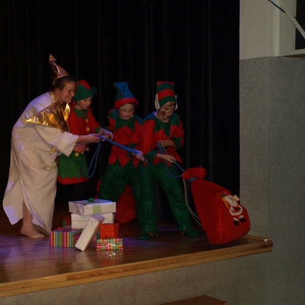 OLYMPUS DIGITAL CAMERA