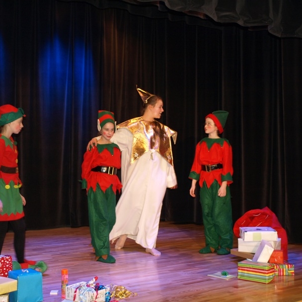 OLYMPUS DIGITAL CAMERA