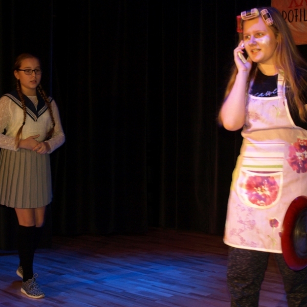 OLYMPUS DIGITAL CAMERA