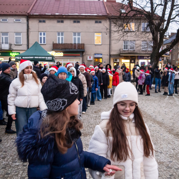 Taneczna rozgrzewka w rytm świątecznych przebojów